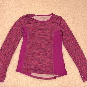 Cute purple workout shirt 10/12